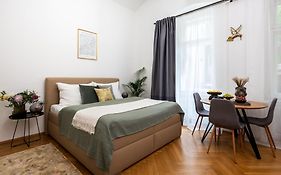 Kampa Park Apartment